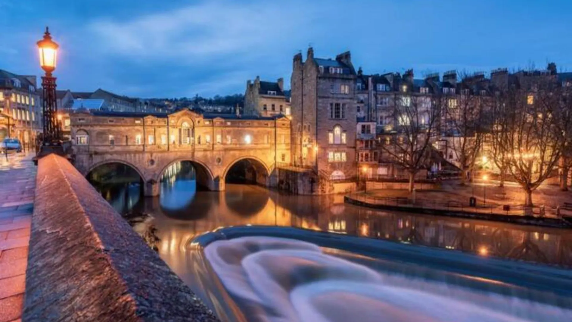 Pass The Keys Bijoux Central Bath Period Apartment And Parking